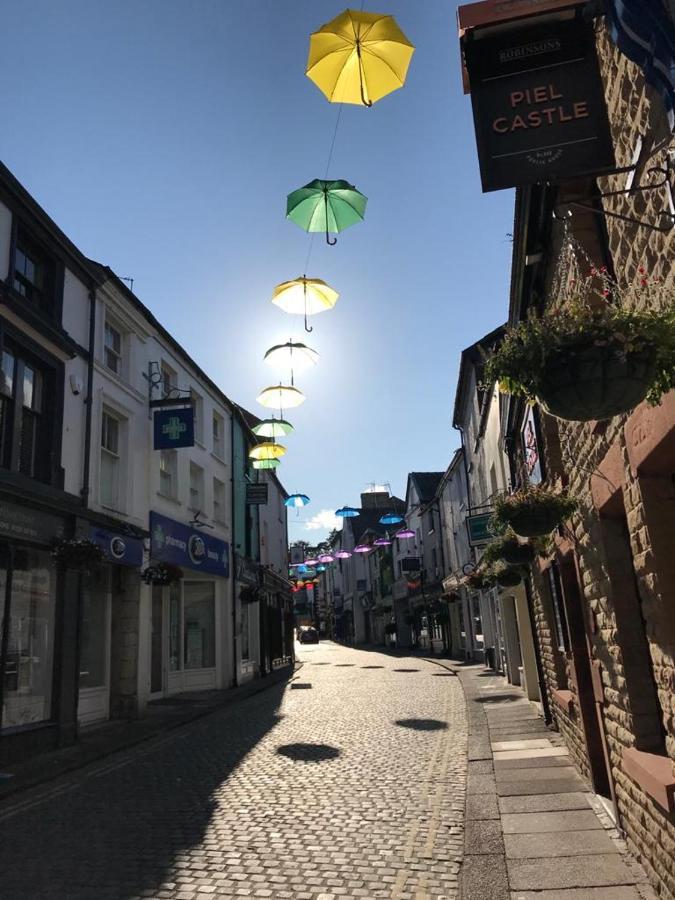 Twenty Queen Street House Ulverston Buitenkant foto