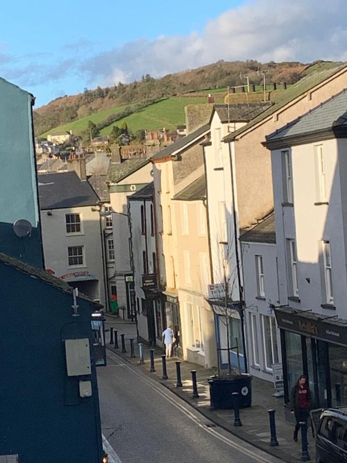 Twenty Queen Street House Ulverston Buitenkant foto
