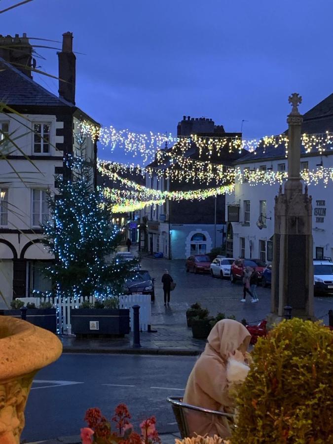 Twenty Queen Street House Ulverston Buitenkant foto